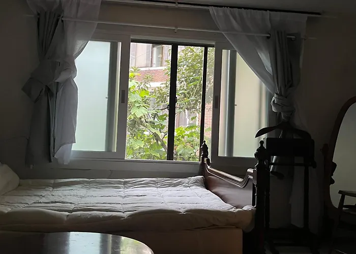 Mingcho Flat - Yongsan Apartment